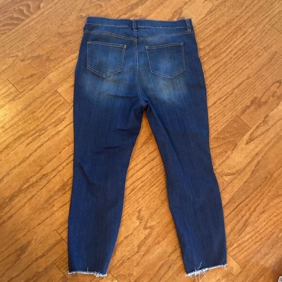 Fashion Nova size 14 jeans, high waisted - Picture 7 of 8